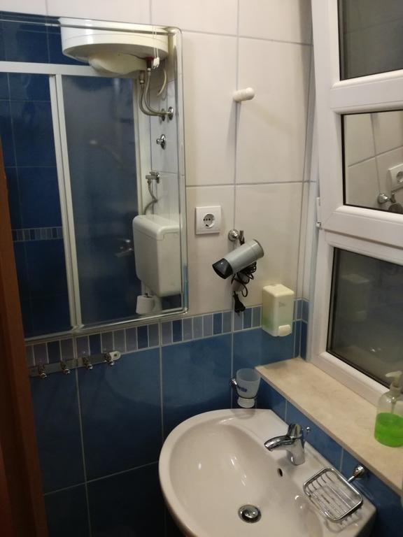 Apartments Kurtic Макарска Экстерьер фото