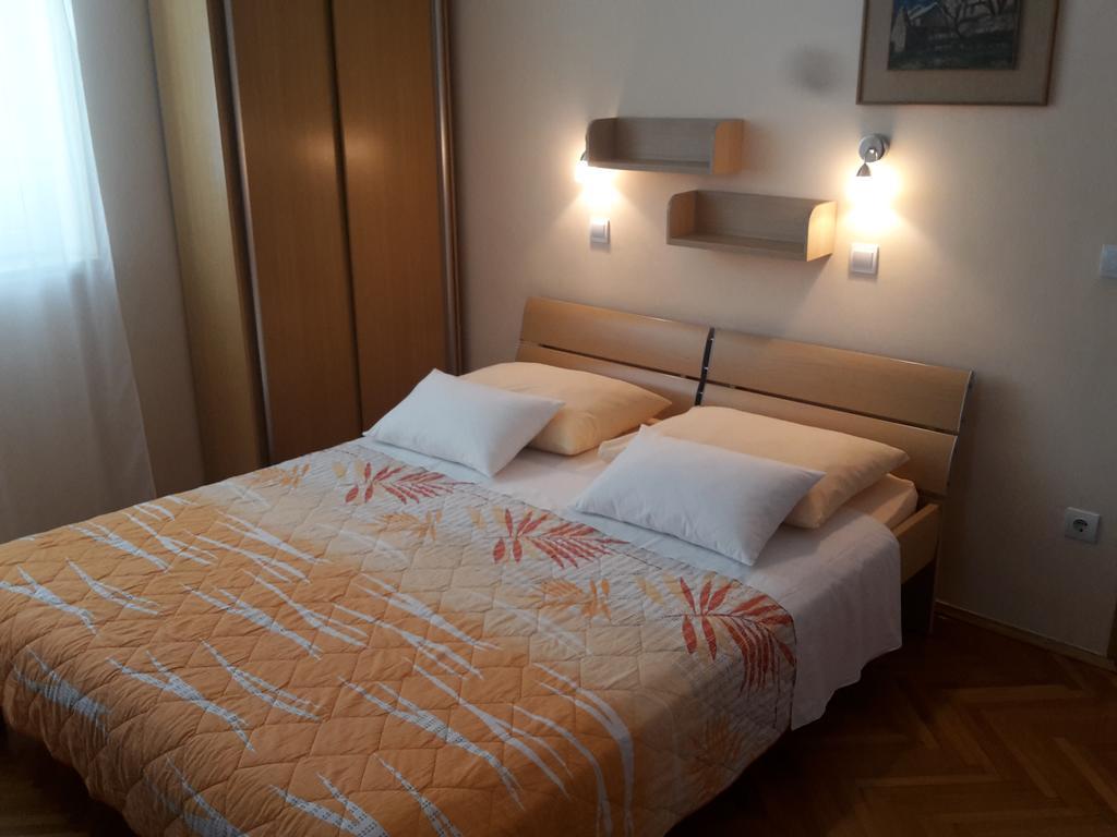 Apartments Kurtic Макарска Номер фото